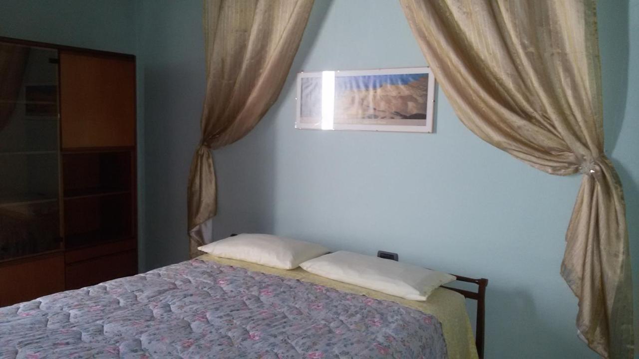 Nerviano Storica Quercia B&B חדר תמונה